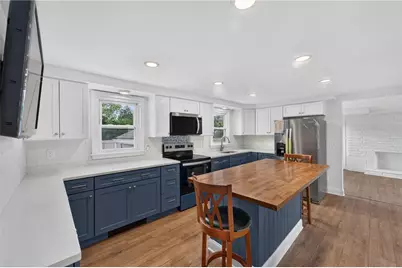 58 Earl Street, West Warwick, RI 02893 - Photo 9