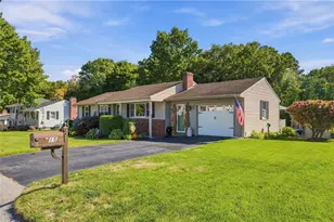 15 Valley View Dr, Smithfield, RI 02828 - Photo 3