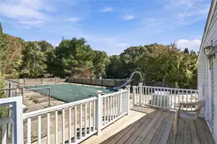 1330 Pippin Orchard Rd, Cranston, RI 02921 - Photo 33
