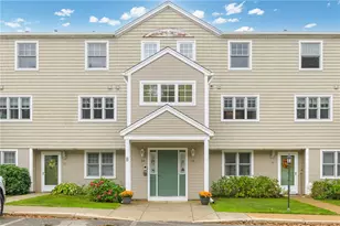 6 Bristol Woods Dr, Bristol, RI 02809 - Photo 1