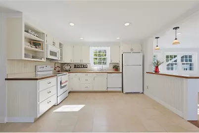150 Betsey Williams Drive, Warwick, RI 02889 - Photo 3