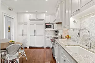 111 Harrison Ave, Newport, RI 02840 - Photo 19
