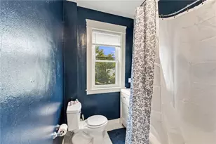 580 Admiral St, Providence, RI 02908 - Photo 9