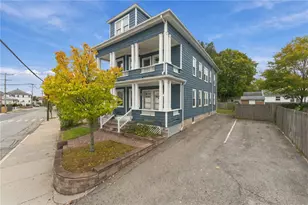 580 Admiral St, Providence, RI 02908 - Photo 1