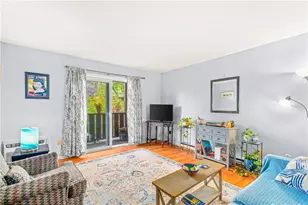 25 School St, Westerly, RI 02891 - Photo 9