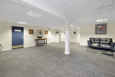 401 Bellevue Avenue #208, Newport, RI 02840 - Photo 9