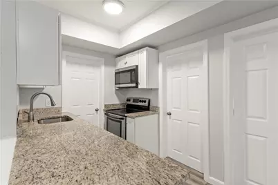 660 Douglas Avenue, Providence, RI 02908 - Photo 3