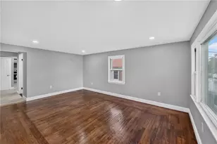 105 Pemberton St, Providence, RI 02908 - Photo 5