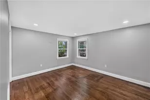 105 Pemberton St, Providence, RI 02908 - Photo 11