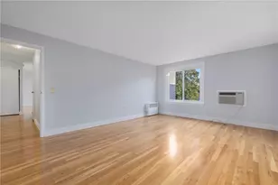 401 Bellevue Ave, Newport, RI 02840 - Photo 13