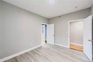 111 Waverly St, Providence, RI 02907 - Photo 21
