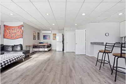 661 Douglas Avenue, Providence, RI 02908 - Photo 15
