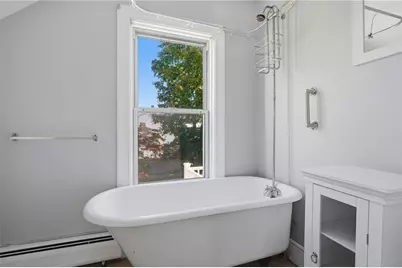 11 Meadow Street #B, Warren, RI 02885 - Photo 17
