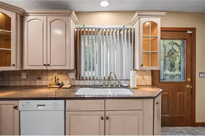 100 Brush Hill Road, Providence, RI 02909 - Photo 9