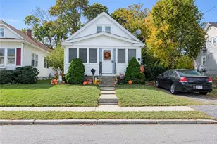 15 Baldwin St, East Providence, RI 02914 - Photo 1