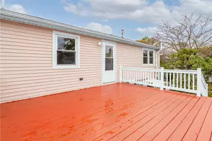 62 Beacon St, Cranston, RI 02910 - Photo 15