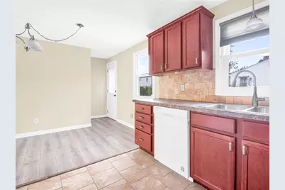 62 Beacon Street, Cranston, RI 02910 - Photo 23