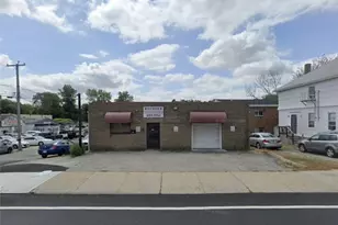 1180 Douglas Ave, North Providence, RI 02904 - Photo 1