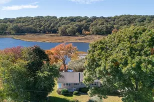 74 Circuit Dr, Narragansett, RI 02882 - Photo 1