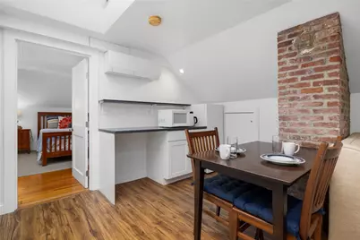 21 Vaughan Avenue #2, Newport, RI 02840 - Photo 5