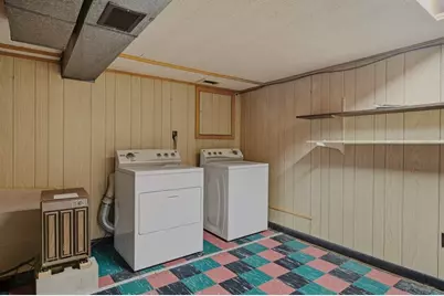 15 Squantum Drive, Middletown, RI 02842 - Photo 37