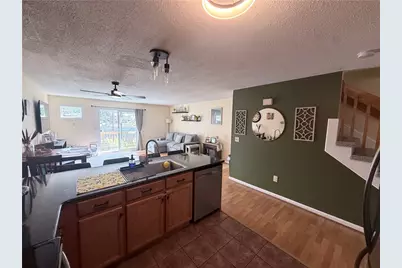 4 Smithfield Road #17, North Providence, RI 02904 - Photo 5