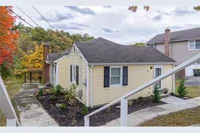 10 Totem Pole Trail, Smithfield, RI 02917 - Photo 3