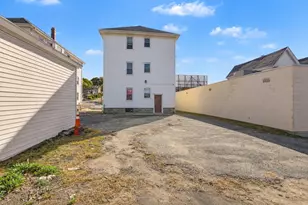 1166 N Main St, Providence, RI 02904 - Photo 23