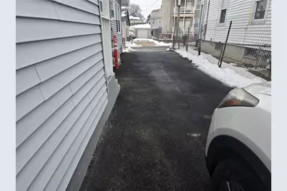 28 Privet Street, Pawtucket, RI 02860 - Photo 7
