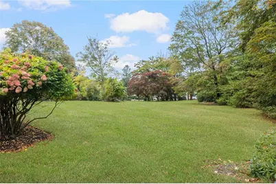46 Chastellux Avenue #C3, Newport, RI 02840 - Photo 31