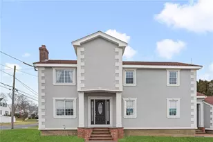 45 Hazelwood Ave, East Providence, RI 02914 - Photo 3