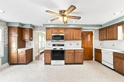 357 Old River Road, Lincoln, RI 02838 - Photo 15