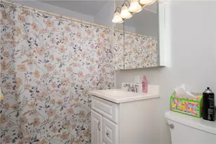 37 Bullocks Point Ave, East Providence, RI 02915 - Photo 15