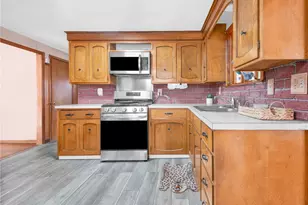 73 Salix St, Warwick, RI 02889 - Photo 9