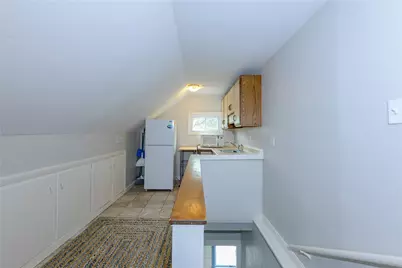 22 Carroll Avenue, Newport, RI 02840 - Photo 19