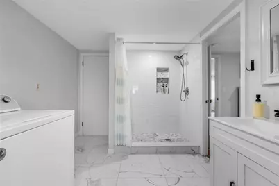 384 Valley Road, Middletown, RI 02842 - Photo 27