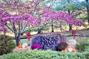 4 Jason's Grant Dr, Cumberland, RI 02864 - Photo 1