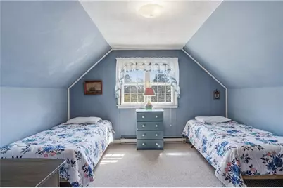 25 Westside Road, South Kingstown, RI 02879 - Photo 17