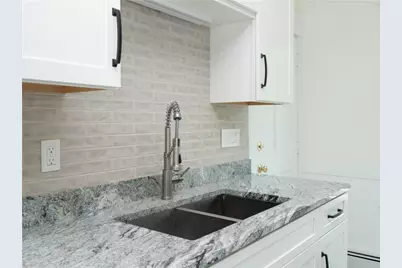 7 Howe Street #2, Bristol, RI 02809 - Photo 21