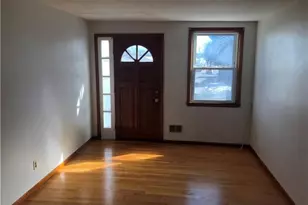 30 Wakefield St, West Warwick, RI 02893 - Photo 5