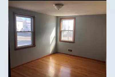 30 Wakefield Street, West Warwick, RI 02893 - Photo 3