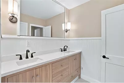 26 Providence Avenue, East Providence, RI 02915 - Photo 11