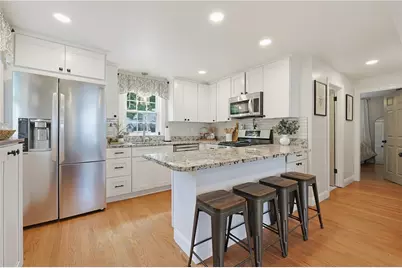 7 Whipple Avenue, Barrington, RI 02806 - Photo 5