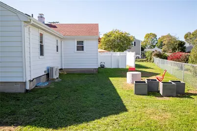 100 John Street, Westerly, RI 02891 - Photo 13