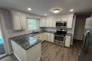 123 Wampanoag Rd, Warwick, RI 02818 - Photo 13