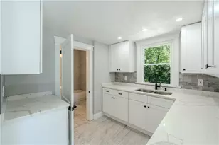 31 Bowdoin St, Providence, RI 02909 - Photo 37