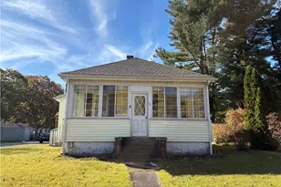 501 Arcade Ave, Seekonk, MA 02771 - Photo 1