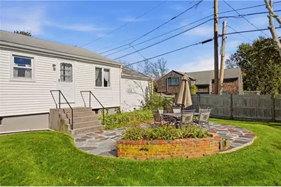 123 Ruggles Avenue, Newport, RI 02840 - Photo 3
