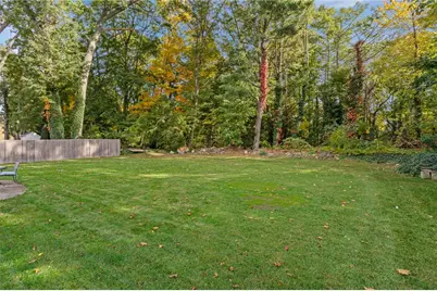 20 Woodhill Drive, Cranston, RI 02920 - Photo 3