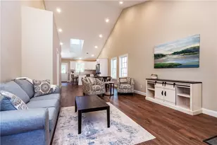 2 Fieldstone Wy, Johnston, RI 02919 - Photo 3